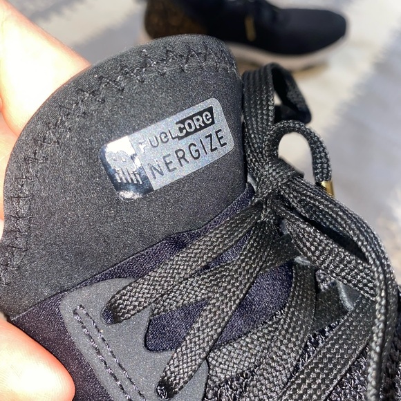 Women’s New Balance Black Sneakers with Leopard Breathable Knit Design - Picture 3 of 7